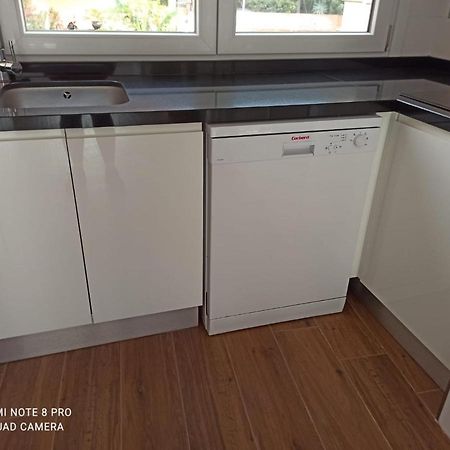 Beautiful Apartment In Third Line Beach Boliches Fuengirola Eksteriør bilde