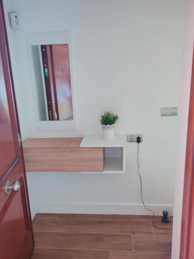 Beautiful Apartment In Third Line Beach Boliches Fuengirola Eksteriør bilde