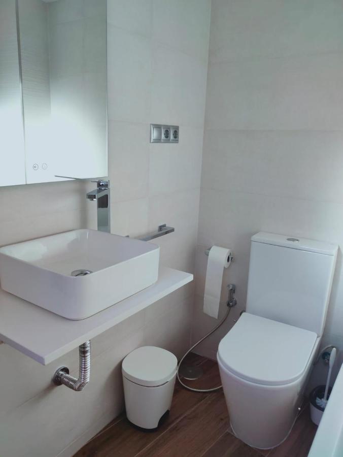 Beautiful Apartment In Third Line Beach Boliches Fuengirola Eksteriør bilde